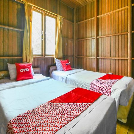 Oyo 3475 Villa Ex Mtq Pagaralam Exteriör bild
