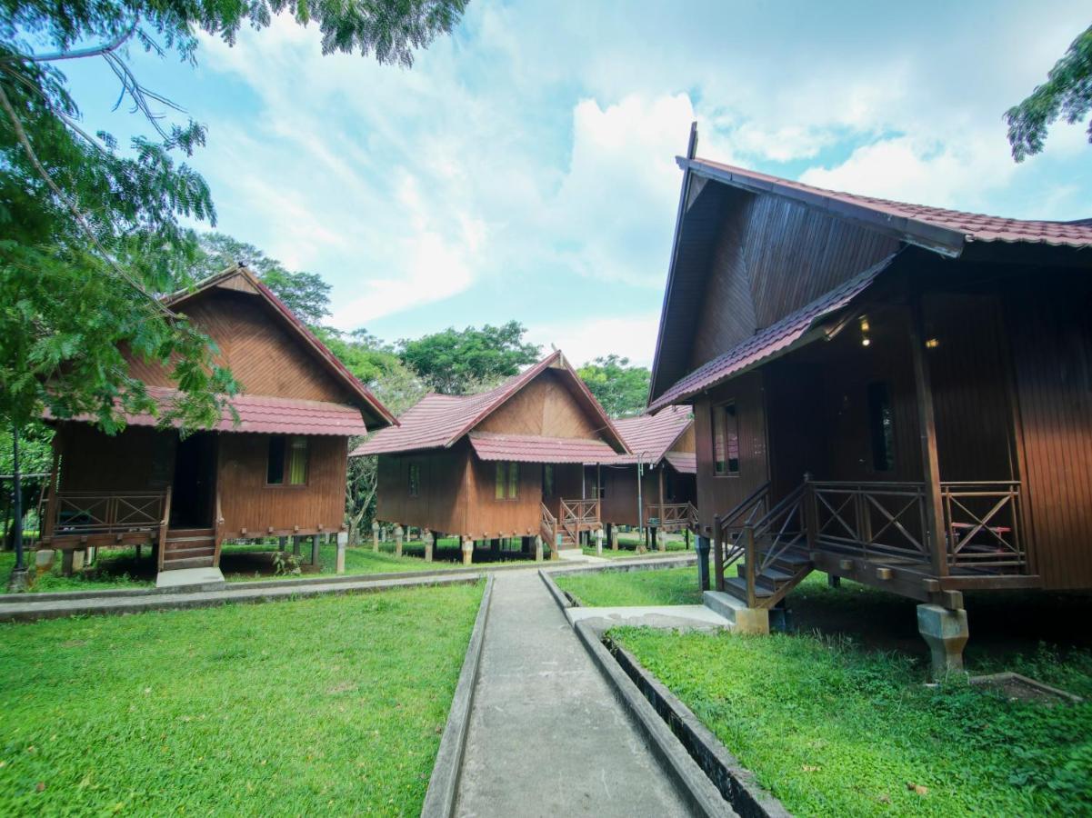 Oyo 3475 Villa Ex Mtq Pagaralam Exteriör bild