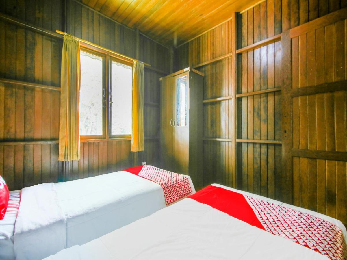 Oyo 3475 Villa Ex Mtq Pagaralam Exteriör bild